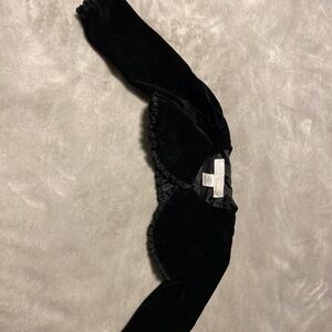 Camilla Girls Black velvet Jacket size: 18 Months